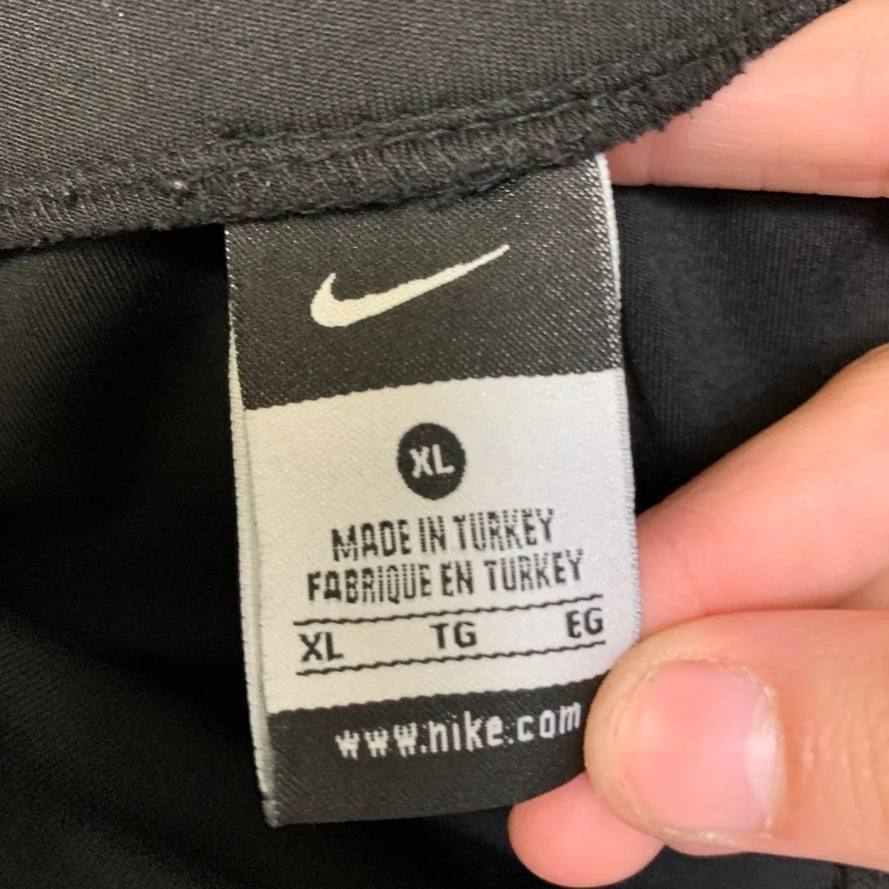 Nike Sportswear Classic Biker Shorts Womens XL Black High Waisted Swoosh Logo